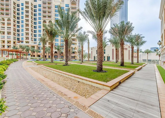 Globalstay. Luxury 3 Bedroom + Maid Townhouse With Sea View