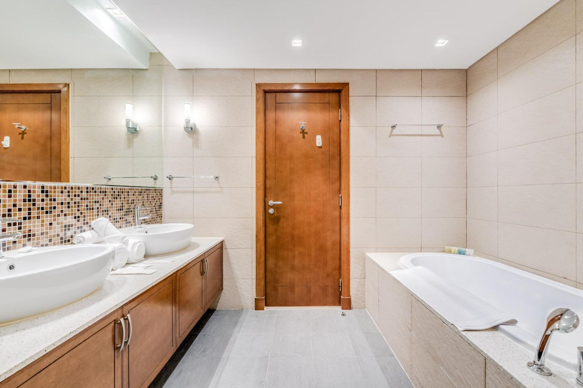 Globalstay. Luxury 3 Bedroom + Maid Townhouse With Sea View شقة *